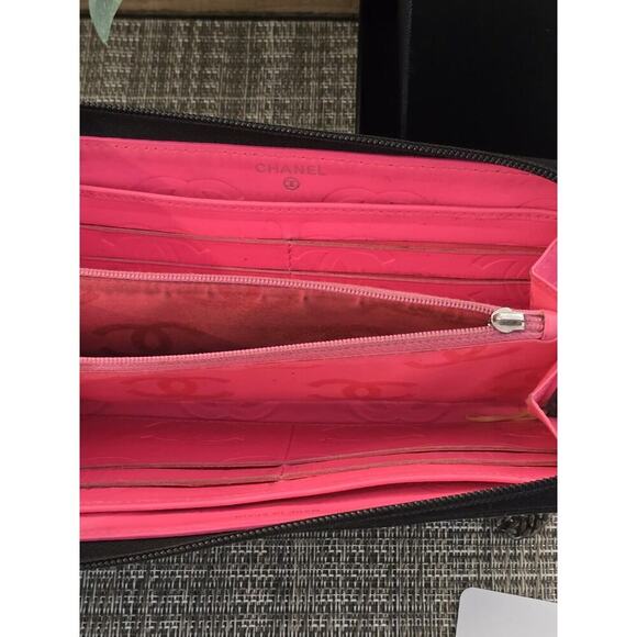 CHANEL CC Cambon Long Zipper Bifold Wallet Patent Leather Black SHW - Picture 6 of 13